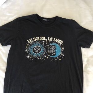 oversized graphic t-shirt